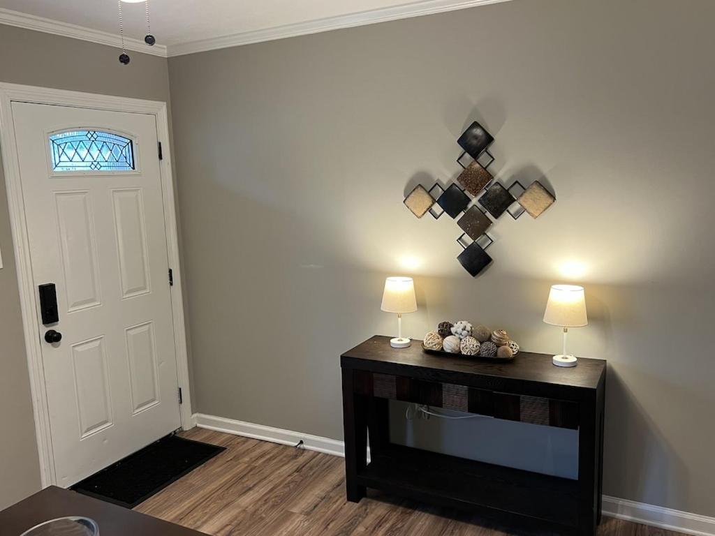 Spacious 3 Bedroom Home Near Amphitheater/Baseball/Shopping And Much More 진주 외부 사진